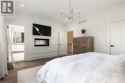 2458 MEADOWOOD Crescent | Oakville Ontario | Slide Image Twenty-two