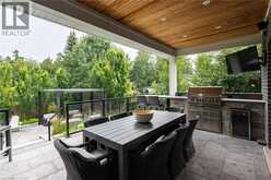 2458 MEADOWOOD Crescent | Oakville Ontario | Slide Image Fifty