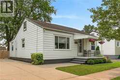309 COMMANDO Street | Welland Ontario | Slide Image Three