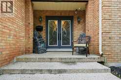55 WOODSIDE Square | Pelham Ontario | Slide Image Five