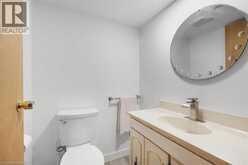 345 BERKINDALE Drive | Hamilton Ontario | Slide Image Thirty-three