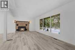 345 BERKINDALE Drive | Hamilton Ontario | Slide Image Five
