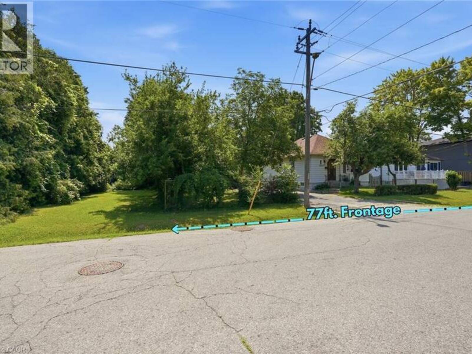 188 TROY Street, Mississauga, Ontario L5G 1S7