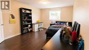349 BRAITHWAITE Avenue | Ancaster Ontario | Slide Image Sixteen