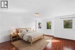 15 ROEHAMPTON Crescent | Guelph Ontario | Slide Image Thirteen