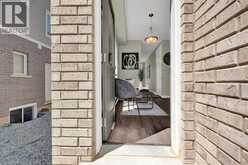9338 WHITE OAK Avenue | Niagara Falls Ontario | Slide Image Thirteen