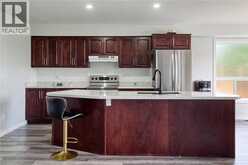 264 VINCENT Drive | Ayr Ontario | Slide Image Five
