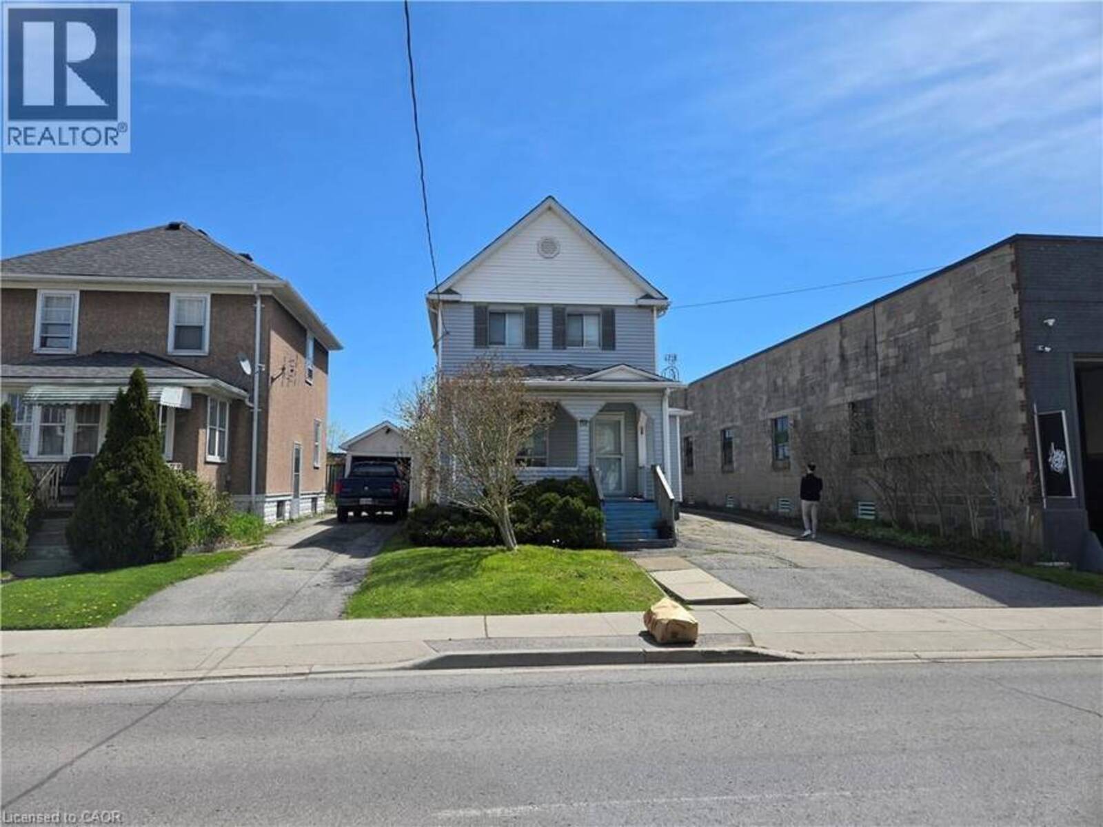 224 BURGAR Street, Welland, Ontario L3B 2T4