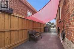 127 TRAGINA Avenue S | Hamilton Ontario | Slide Image Thirty