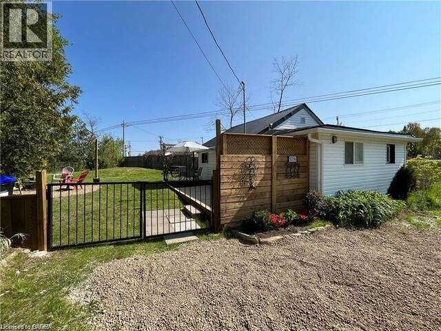 9296 BEACHWOOD Road Collingwood Ontario, L9Y 3Z1 - 2 Bedrooms Home For Sale