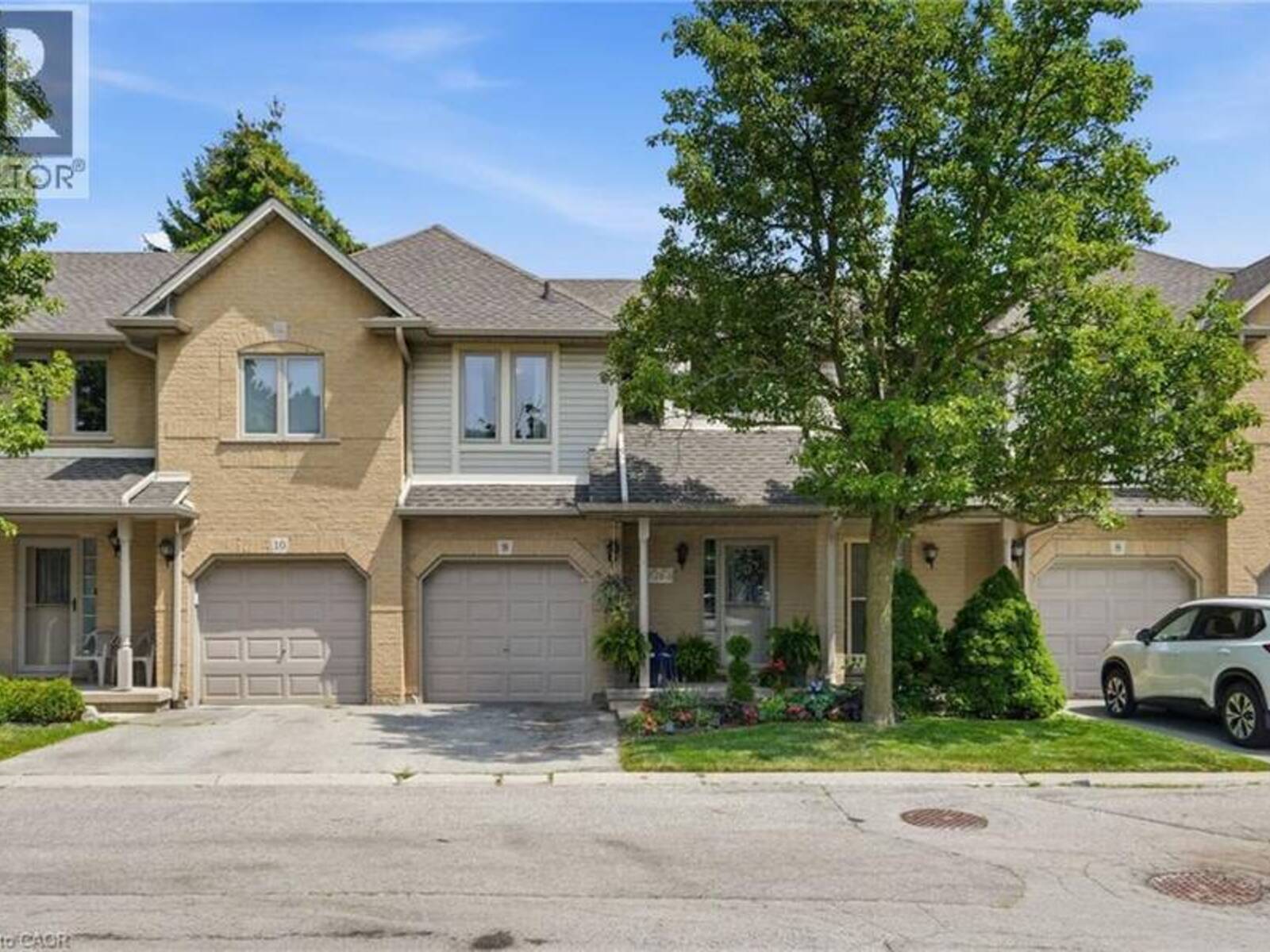 819 UPPER PARADISE Road Unit# 9, Hamilton, Ontario L9C 5R1