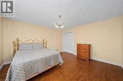 2 CRESTHAVEN Drive | Hamilton Ontario | Slide Image Twenty-four