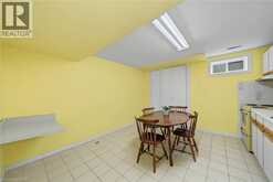 2 CRESTHAVEN Drive | Hamilton Ontario | Slide Image Thirty