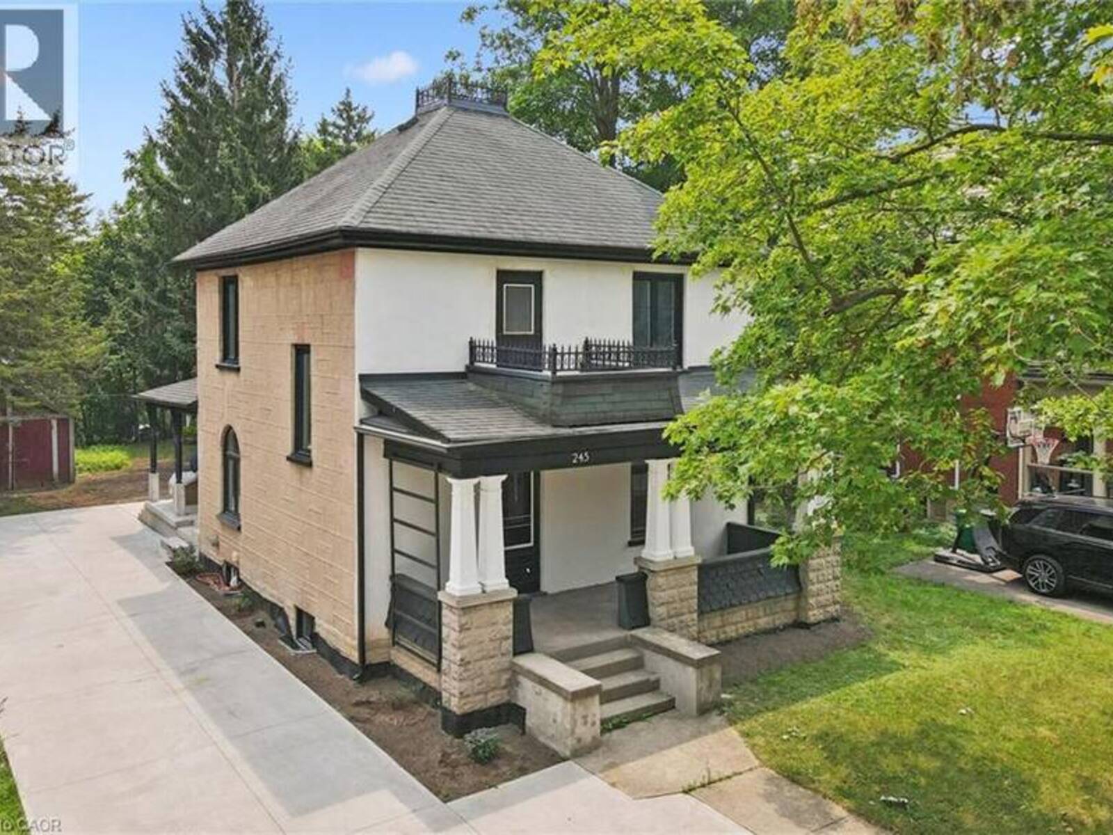 245 LOWTHER Street S, Cambridge, Ontario N3H 1Y6