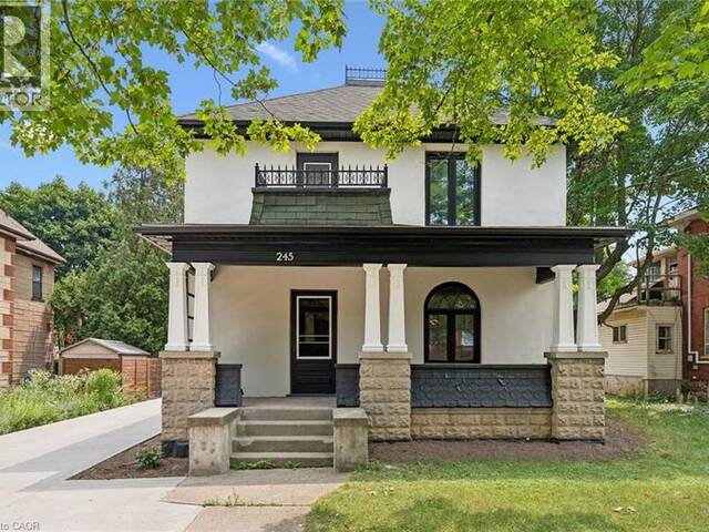 245 LOWTHER Street S Cambridge Ontario, N3H 1Y6 - 4 Bedrooms Home For Sale