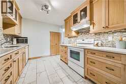 467 WOODVIEW Road Unit# 5 | Burlington Ontario | Slide Image Eleven