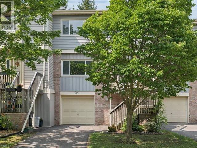 30 GREEN VALLEY Drive Unit# 88 Kitchener Ontario, N2P 1G8 - 3 Bedrooms Condo For Sale