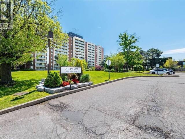 25 FOUR WINDS Drive Unit# 405 Toronto Ontario, M3J 1K8 - 2 Bedrooms Condo For Sale