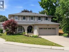 105 SAN FERNANDO Drive Hamilton Ontario, L9C 2C3