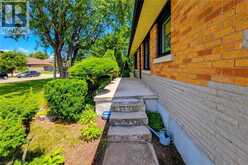 220 WINONA Road | Hamilton Ontario | Slide Image Seven