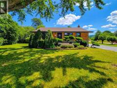 220 WINONA Road Hamilton Ontario, L8E 5K4