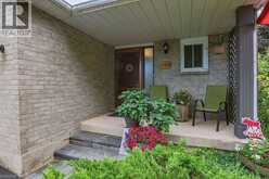 4542 IVY GARDENS Crescent | Beamsville Ontario | Slide Image Twenty-two