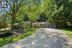 38 KINGSWAY Boulevard | Grimsby Ontario | Slide Image Two