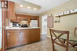 38 KINGSWAY Boulevard | Grimsby Ontario | Slide Image Nine