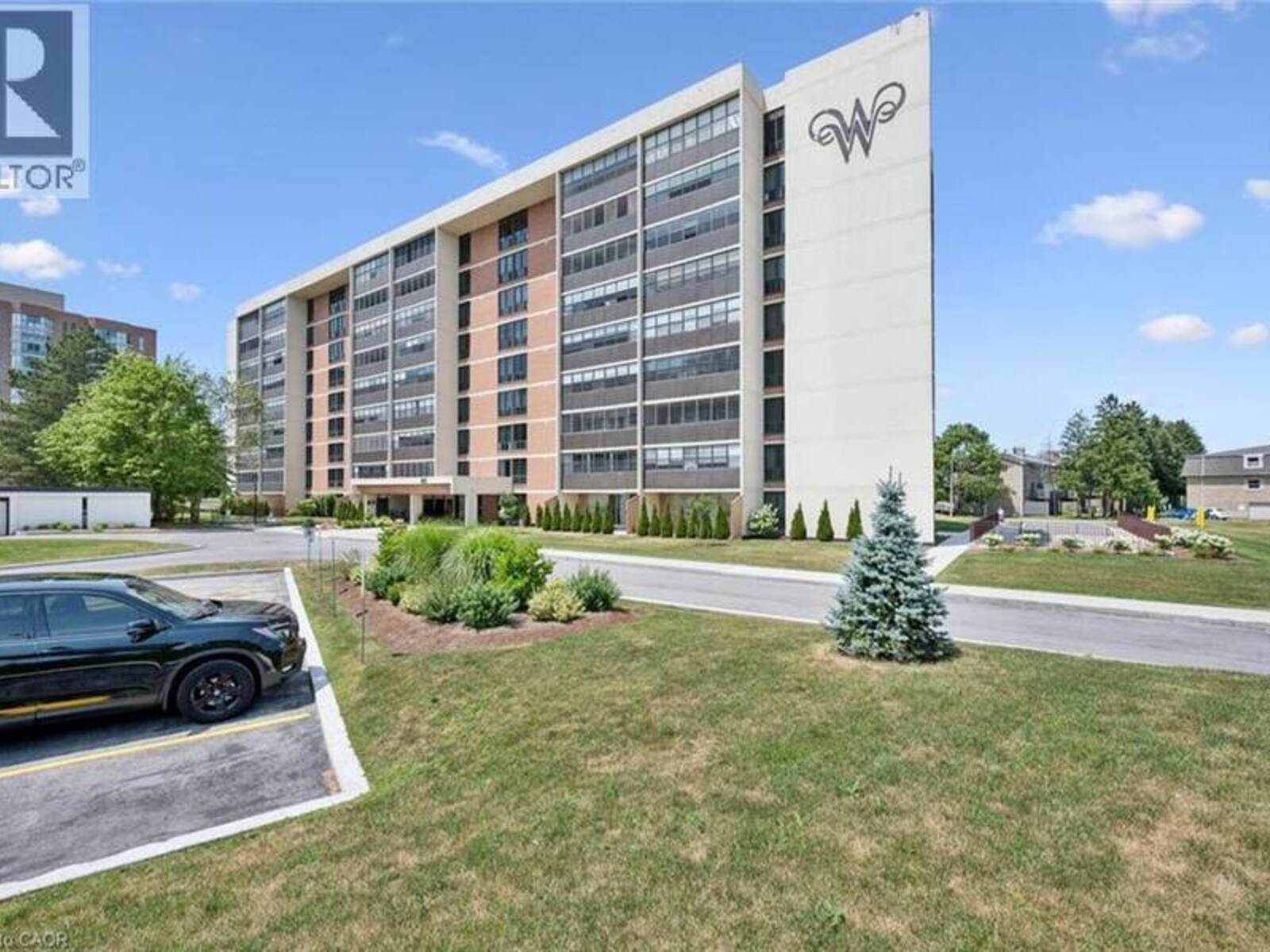 65 WESTMOUNT Road N Unit# 304, Waterloo, Ontario N2L 5G6