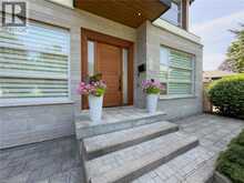 5178 HUNTER Drive | Burlington Ontario | Slide Image Three