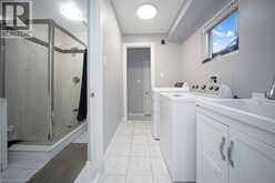 692 HUNTINGTON RIDGE Drive | Mississauga Ontario | Slide Image Twenty