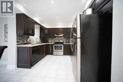 692 HUNTINGTON RIDGE Drive | Mississauga Ontario | Slide Image Eighteen