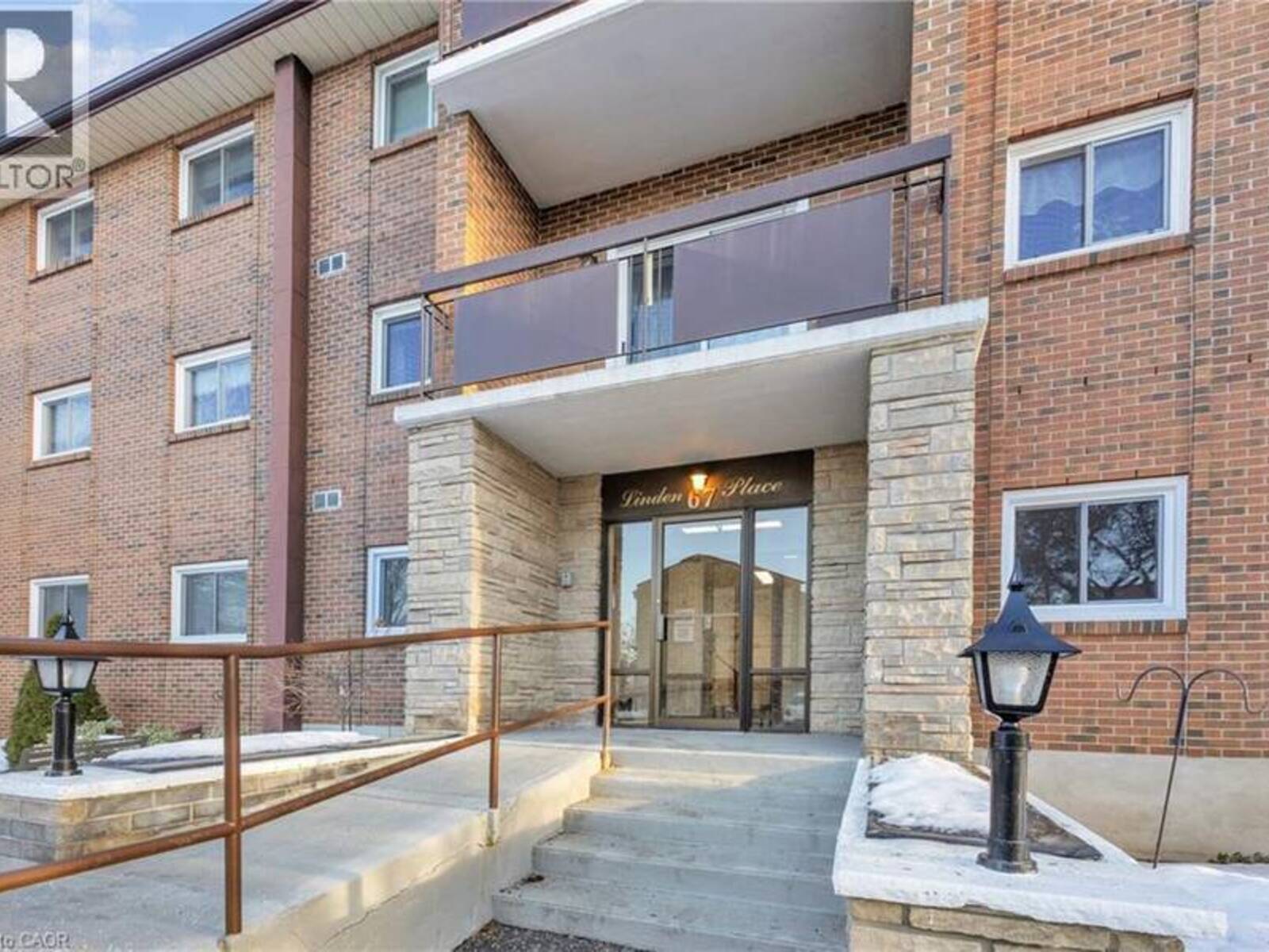 67 BRECKENRIDGE Drive Unit# 202, Kitchener, Ontario N2B 3R8
