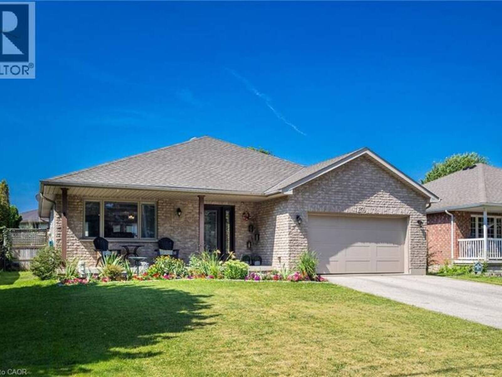 915 ST GEORGE Street, Port Dover, Ontario N0A 1N0