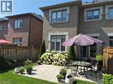 610 SWEETWATER Crescent | Newmarket Ontario | Slide Image Thirty-two