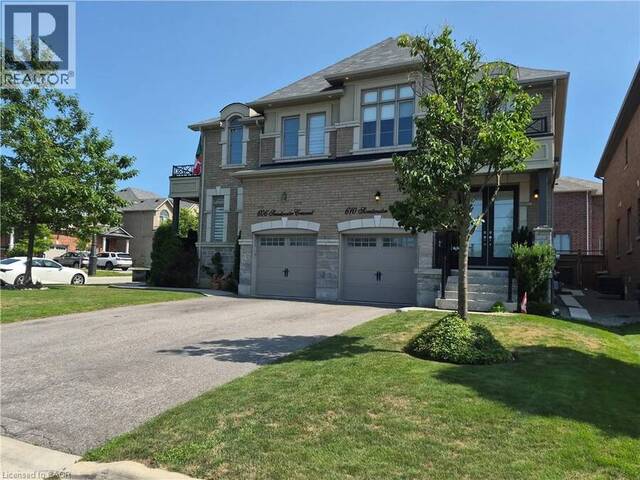 610 SWEETWATER Crescent Newmarket Ontario, L3X 0H5 - Property For Sale