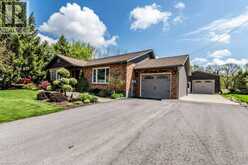 1191 SUNSET Drive | Pelham Ontario | Slide Image Four