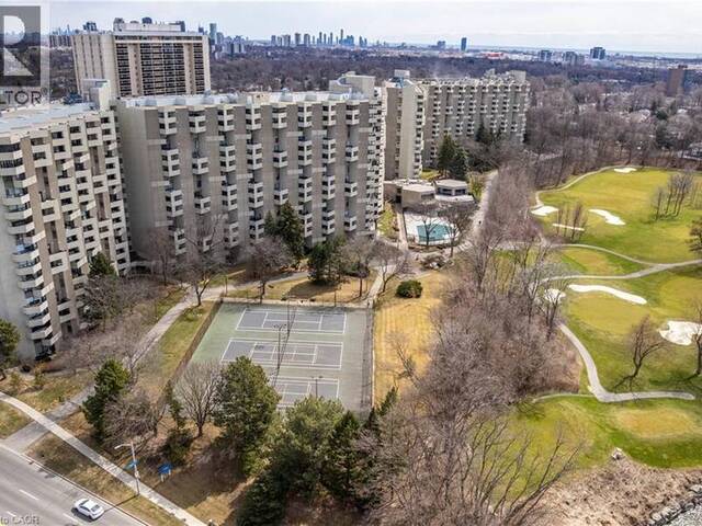 300 MILL Road Unit# C34 Toronto Ontario, M9C 4W7 - 3 Bedrooms Condo For Sale
