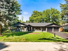 201 TRELAWN Avenue Oakville Ontario, L6J 4R3