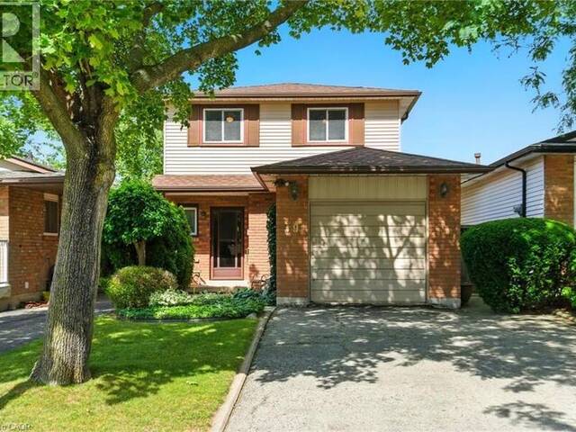 39 MEGNA Court Hamilton Ontario, L9C 6Y6 - 4 Bedrooms Home For Sale
