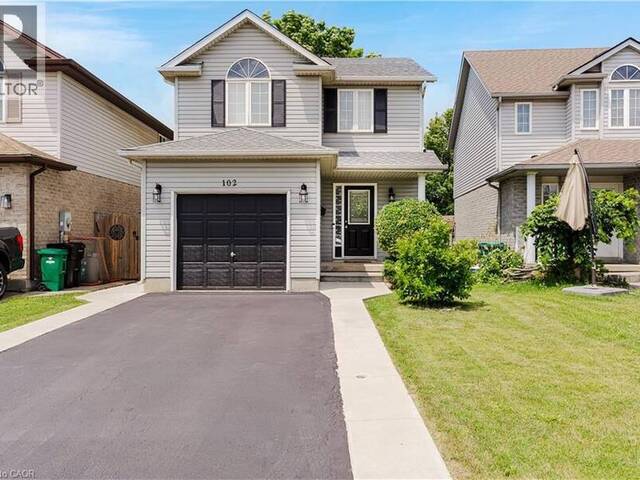102 CHATEAU Crescent Cambridge Ontario, N3H 5S3 - 3 Bedrooms Home For Sale