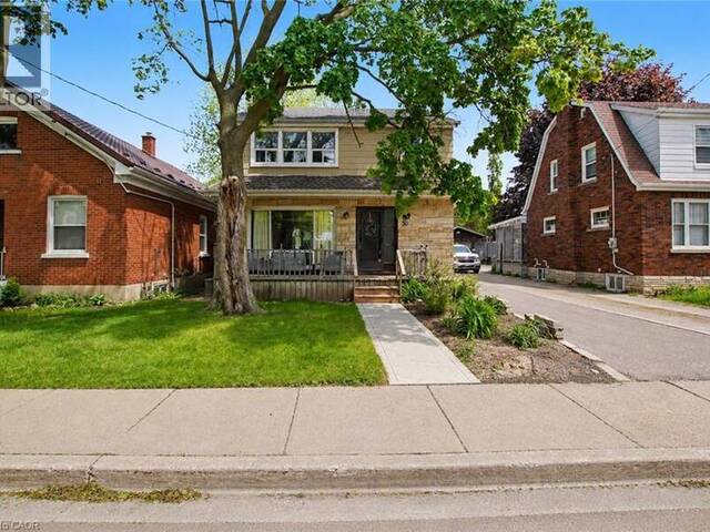 39 HENRY Street Cambridge Ontario, N1R 3W3 - 4 Bedrooms Home For Sale