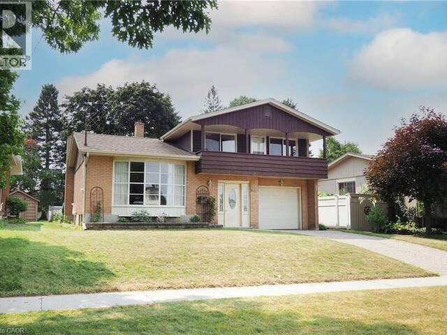 15 GILMOUR Crescent Kitchener Ontario, N2M 4N5 - 3 Bedrooms Home For Sale