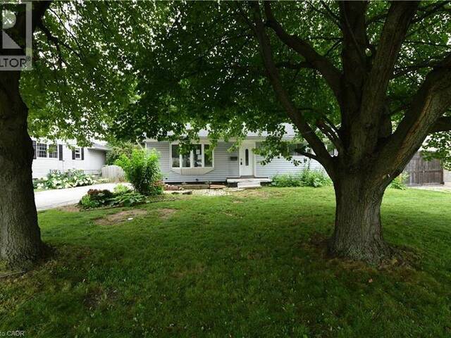 15 MILLER Drive Ancaster Ontario, L9H 2H9 - 4 Bedrooms Home For Sale