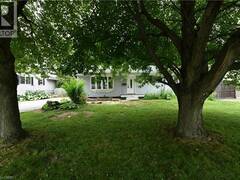 15 MILLER Drive Ancaster Ontario, L9H 2H9