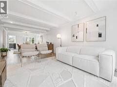 1194 QUEEN VICTORIA Avenue Mississauga Ontario, L5H 3H3