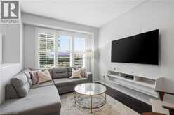 221 NISBET Boulevard | Waterdown Ontario | Slide Image Twelve