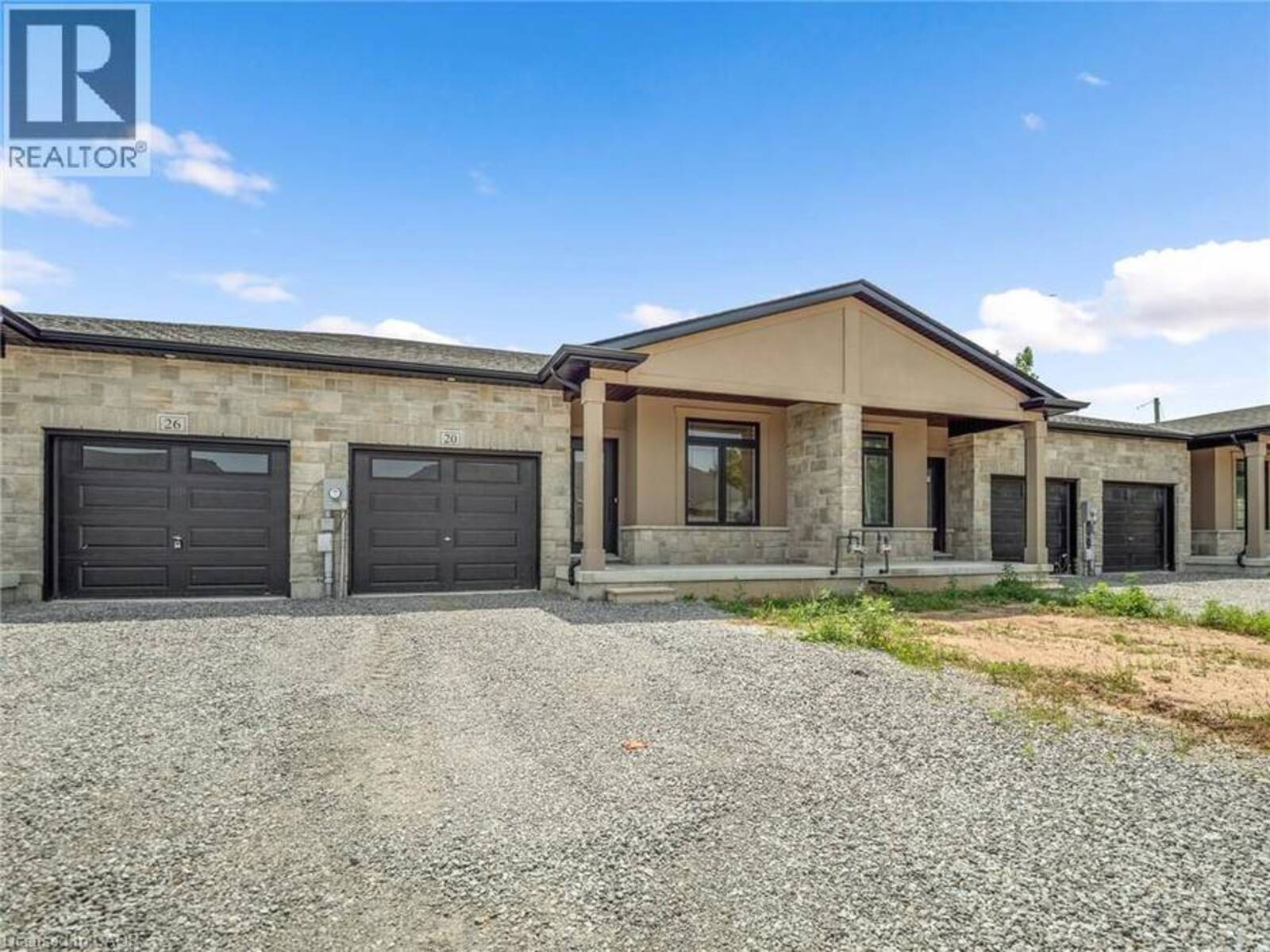 20 AUSTIN Drive, Welland, Ontario L3C 0J8