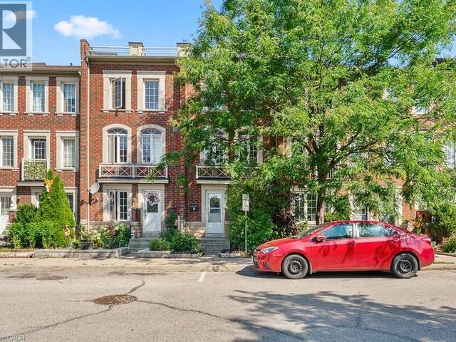 8 JIM BAIRD Mews Toronto Ontario, M3L 0C6 - 4 Bedrooms Home For Sale