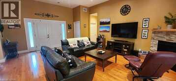 110 MONCK Square | Deep River Ontario | Slide Image Thirteen